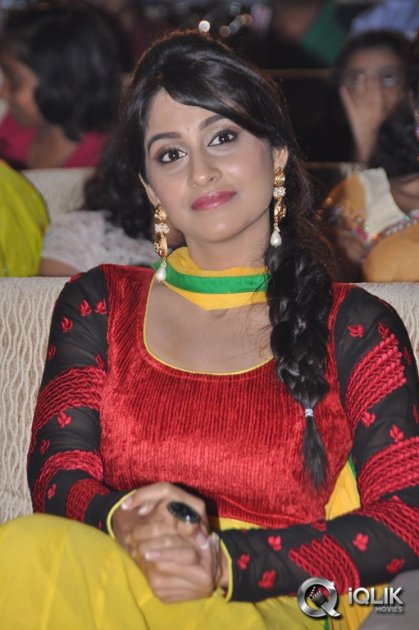 Regina-Cassandra-at-Love-You-Bangaram-Audio-Launch